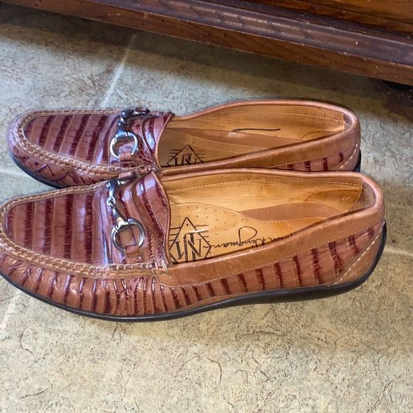 Martin Dingman Mens Brown Leather Alligator Grain Horse bit buckle Driver Loafer - Picture 10 of 10